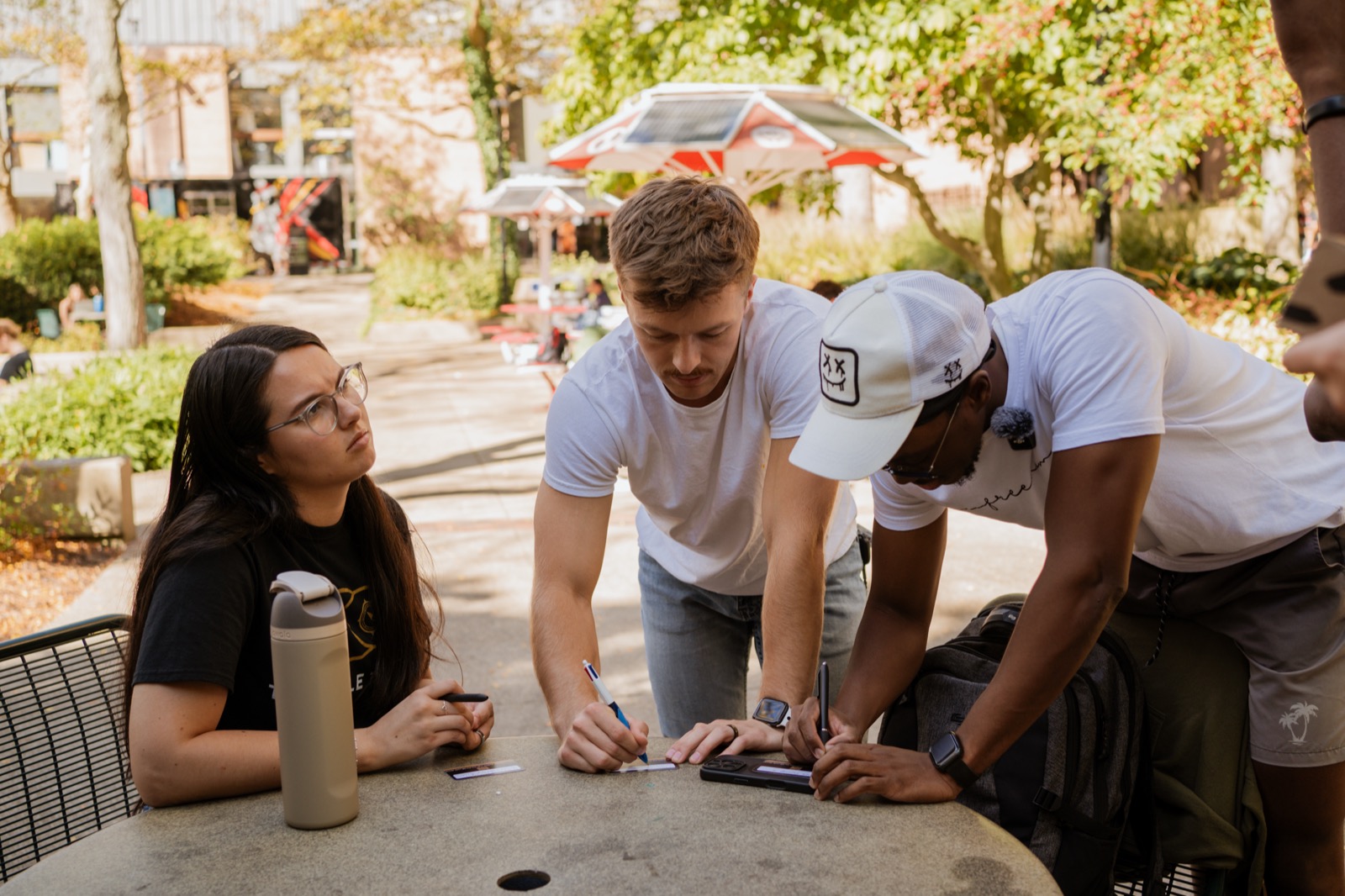 Students signing up for TBT on campus